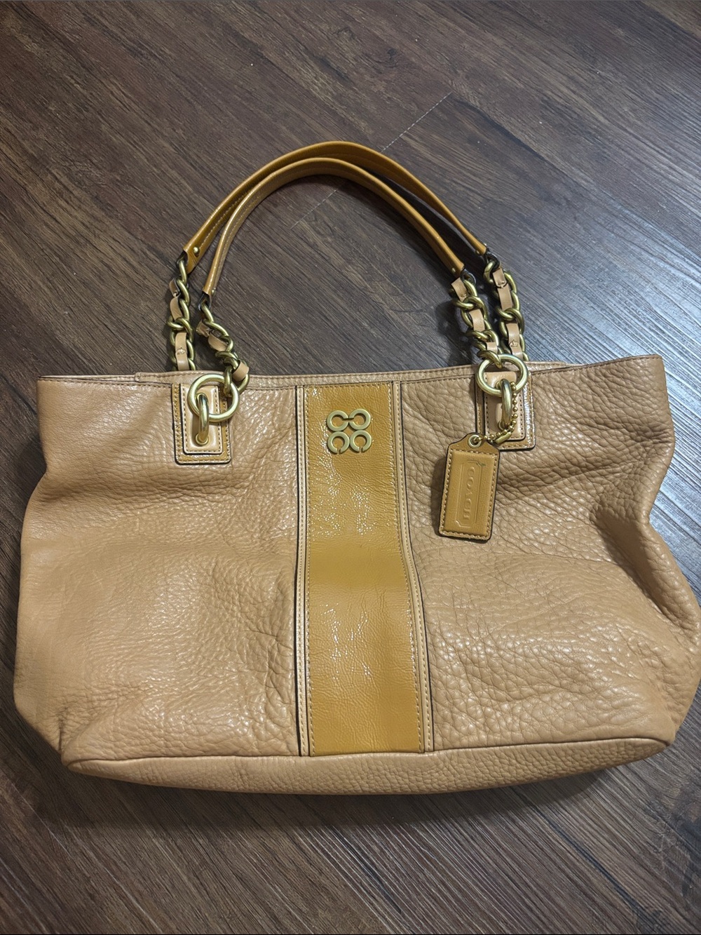 Coach Two-Tone Tan and Mustard Leather Shoulder Bag